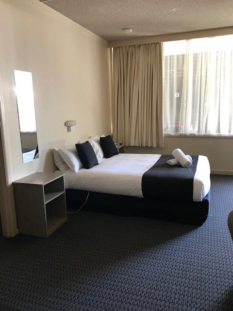 Bay Motel Hotel - Tourism Cairns 5
