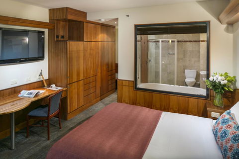 Arkaba Hotel - Tourism Cairns 24