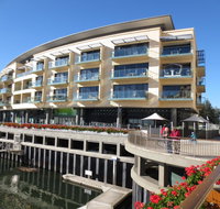 Lights Landing Apartments - Tourism Cairns