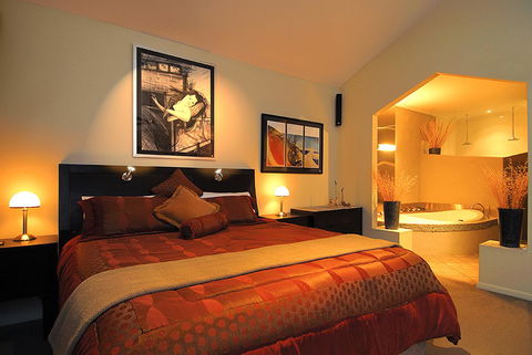 Riverview Rise Retreats - Tourism Cairns 2