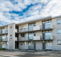 Glenelg Holiday Apartments - Corfu - Tourism Cairns