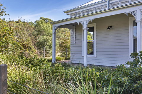 Grandview Accommodation - The Elm Tree Apartments - Tourism Cairns 28