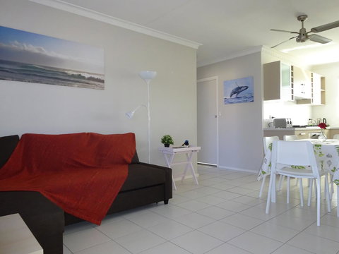 Selene Holiday Apartment @West Beach - Tourism Cairns 31