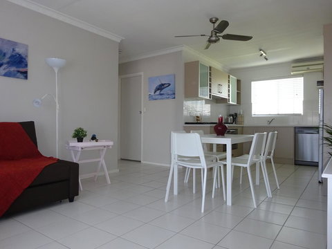 Selene Holiday Apartment @West Beach - Tourism Cairns 12