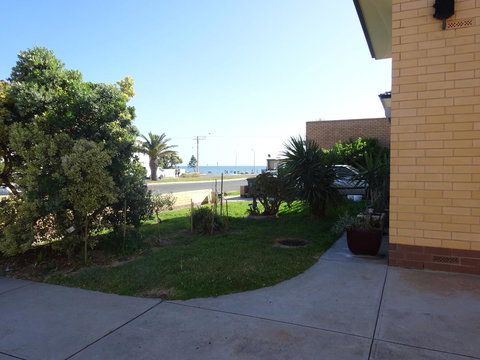 Selene Holiday Apartment @West Beach - Tourism Cairns 30