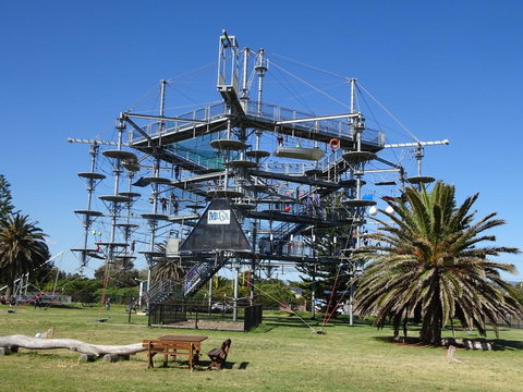 Selene Holiday Apartment @West Beach - Tourism Cairns 15