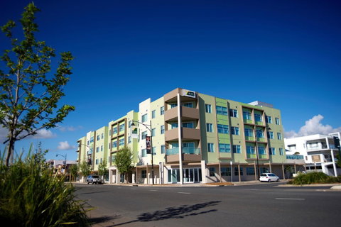Quest Mawson Lakes - Tourism Cairns 0