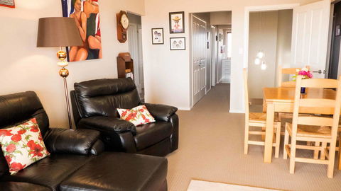 Rezare House Bed & Breakfast - Tourism Cairns 27