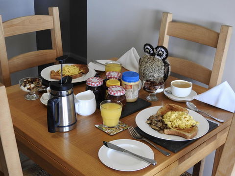 Rezare House Bed & Breakfast - Tourism Cairns 30