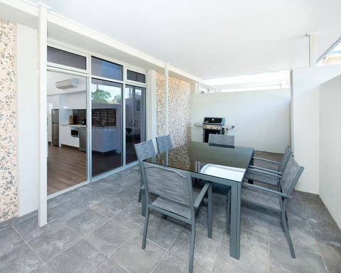 Loxton Courthouse Apartments - Tourism Cairns 11