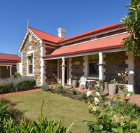 Trafalgar Premium Vintage Suites - Tourism Cairns