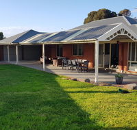 Aldinga Beach overnighter or getaway home - Tourism Cairns
