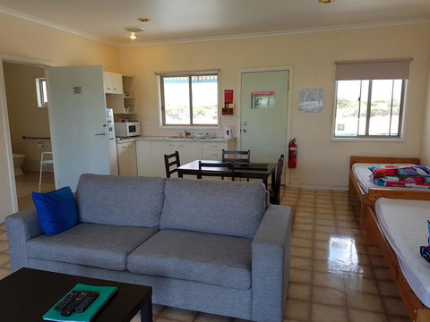 Marion Bay Holiday Villas - Tourism Cairns 12