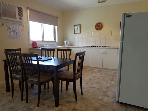 Marion Bay Holiday Villas - Tourism Cairns 14