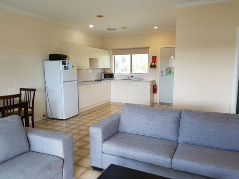 Marion Bay Holiday Villas - Tourism Cairns 0
