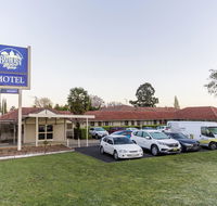 Bathurst Motor Inn - Tourism Cairns