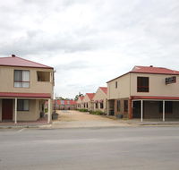Port Vincent Motel  Apartments - Tourism Cairns