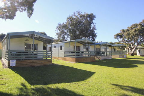Beachside Holiday Park - Tourism Cairns 1
