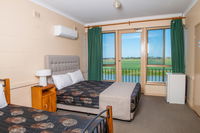 Book Tailem Bend Accommodation Vacations Tourism Cairns Tourism Cairns