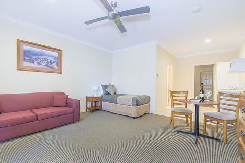 Clare Country Club - Tourism Cairns 10