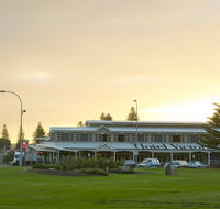 Hotel Victor - Tourism Cairns