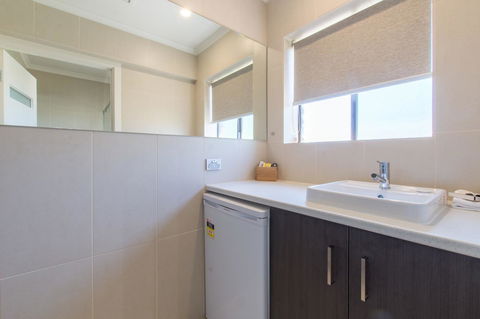 Mick O\'Sheas - Tourism Cairns 26