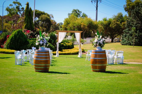 Mick O\'Sheas - Tourism Cairns 12