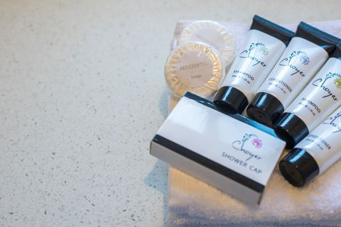 Mick O\'Sheas - Tourism Cairns 21