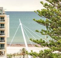Beachside luxury  comfort ocean views in Glenelg - Tourism Cairns
