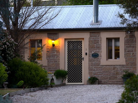 Riesling Trail & Clare Valley Cottages - Tourism Cairns 4