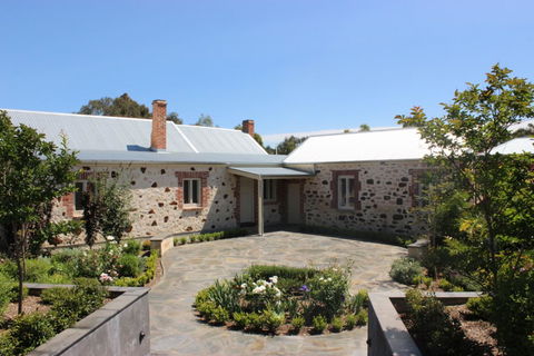 OXENBERRY FARM - Tourism Cairns 1