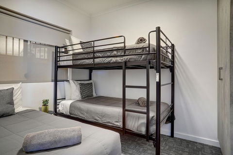 Limani Motel - Tourism Cairns 5
