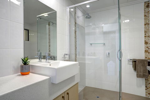 Limani Motel - Tourism Cairns 3