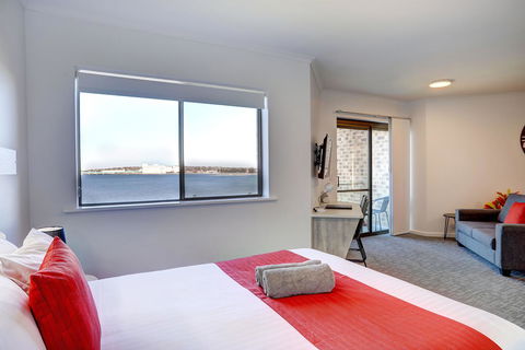 Limani Motel - Tourism Cairns 16