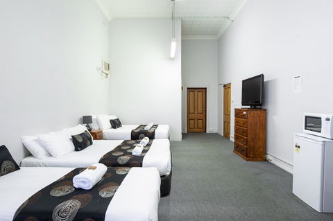 City Centre Motel Hotel - Tourism Cairns 9