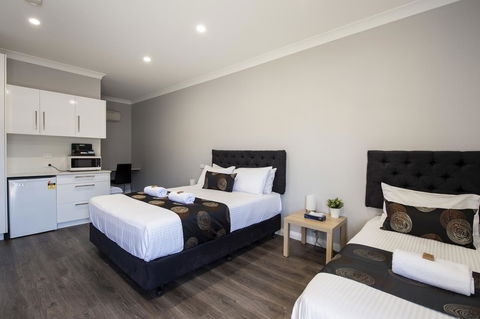 City Centre Motel Hotel - Tourism Cairns 23