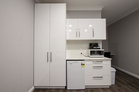 City Centre Motel Hotel - Tourism Cairns 24