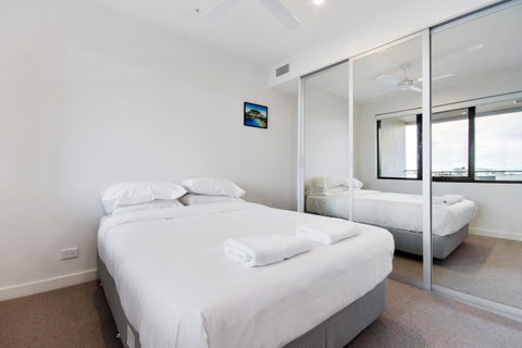 Swainson At Bowery - Tourism Cairns 10