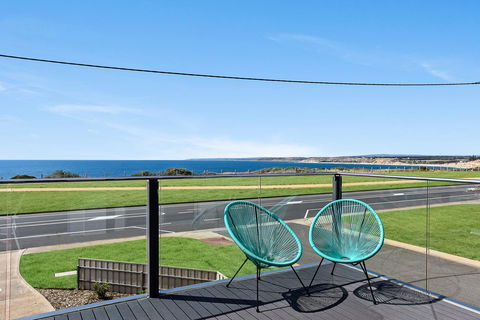 Sorrento - Aldinga Beach - Tourism Cairns 7