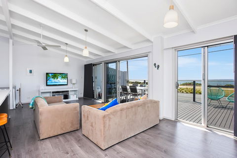 Sorrento - Aldinga Beach - Tourism Cairns 4