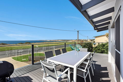 Sorrento - Aldinga Beach - Tourism Cairns 17