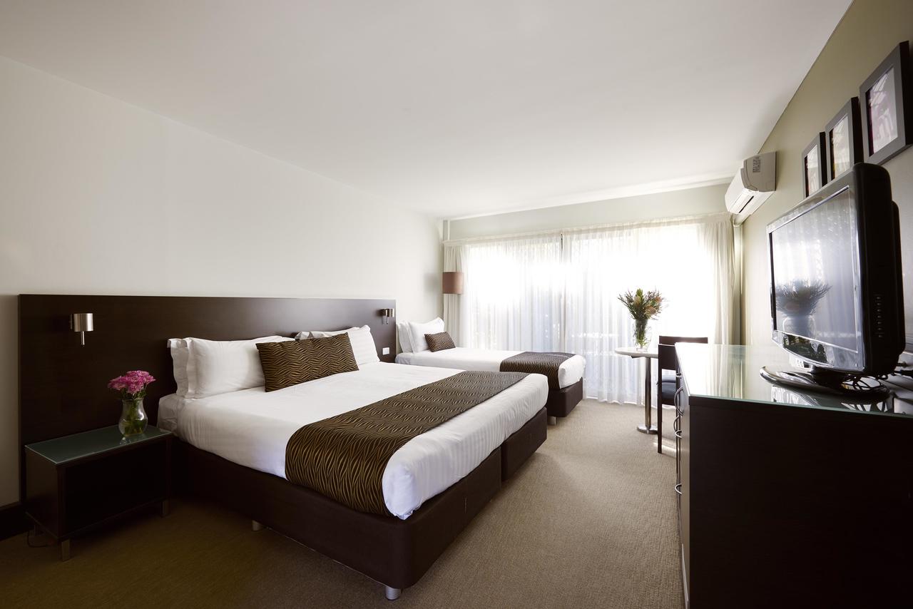 Parkes NSW Tourism Cairns