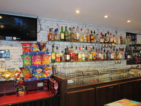 Nightcap At Federal Hotel Mt Gambier - Tourism Cairns 24