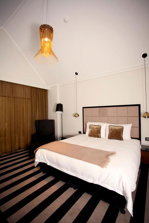 Ellen Hotel - Tourism Cairns 15
