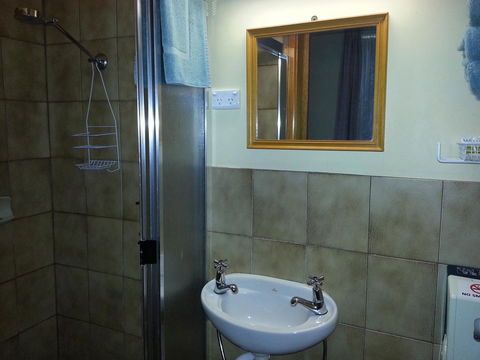 Sonbern Lodge Motel - Tourism Cairns 18