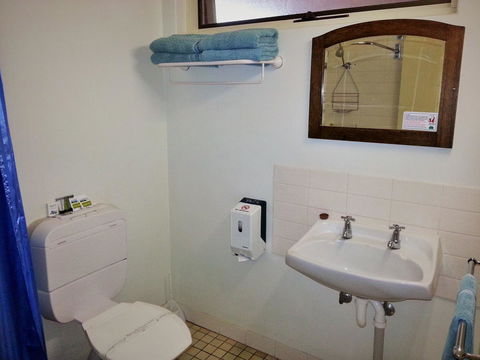 Sonbern Lodge Motel - Tourism Cairns 30
