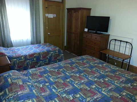 Sonbern Lodge Motel - Tourism Cairns 26