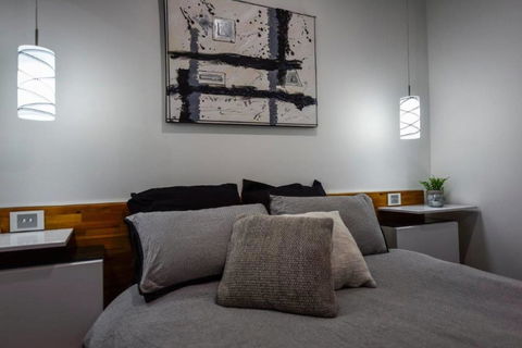 BENGALEE EXECUTIVE TOWNHOUSE- MODERN & STYLISH - Tourism Cairns 2