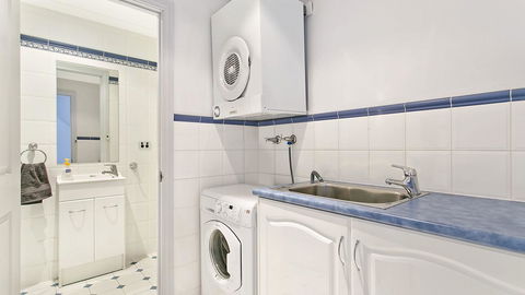 Salt Waterfront Apartment - Tourism Cairns 2
