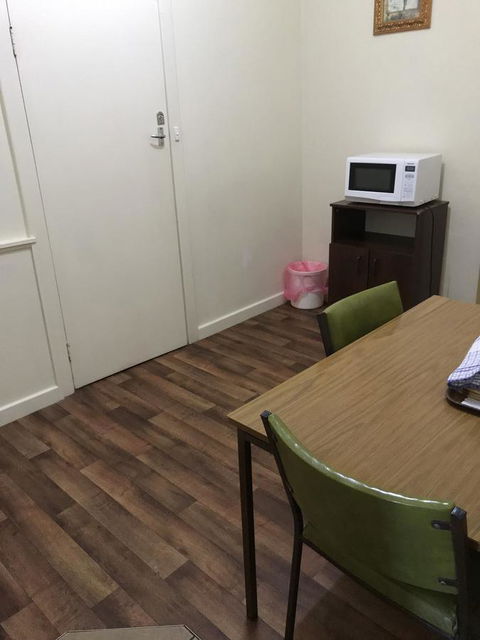 Travelway Motel - Tourism Cairns 6